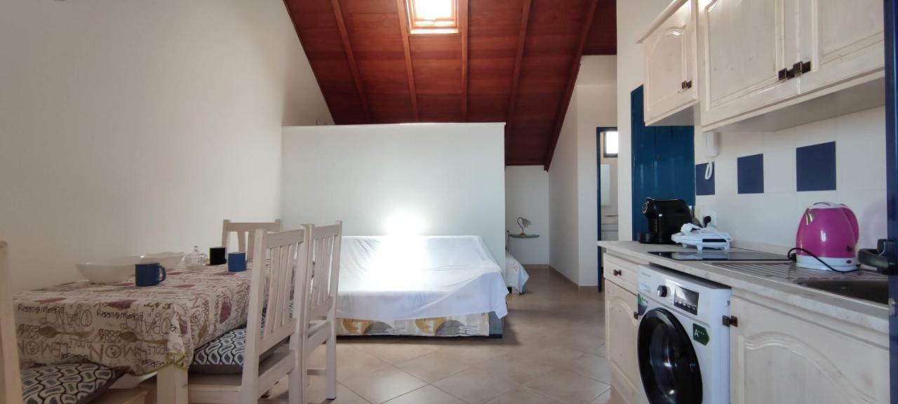 Sal Service New Studio Penthouse Santa Maria Luaran gambar